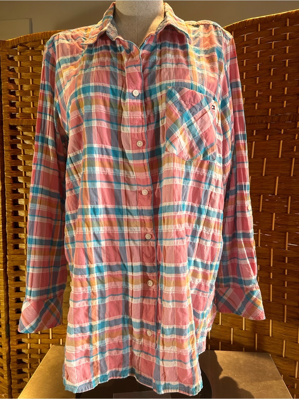 Tommy Hilfiger Seersucker Plaid Roll Tab Button Shirt 1X Pink Cotton Stretch